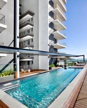 16 on Bree Luxury & Living